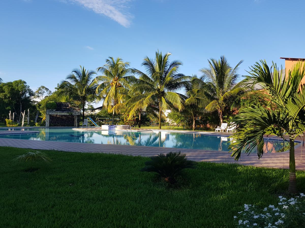 Gran Hotel De Lago - Lago Agrio Nueva Loja Eksteriør bilde
