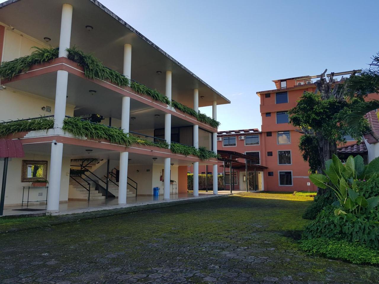 Gran Hotel De Lago - Lago Agrio Nueva Loja Eksteriør bilde